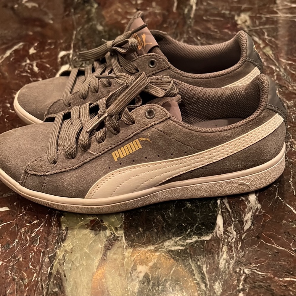 Puma Sneakers - Women’s